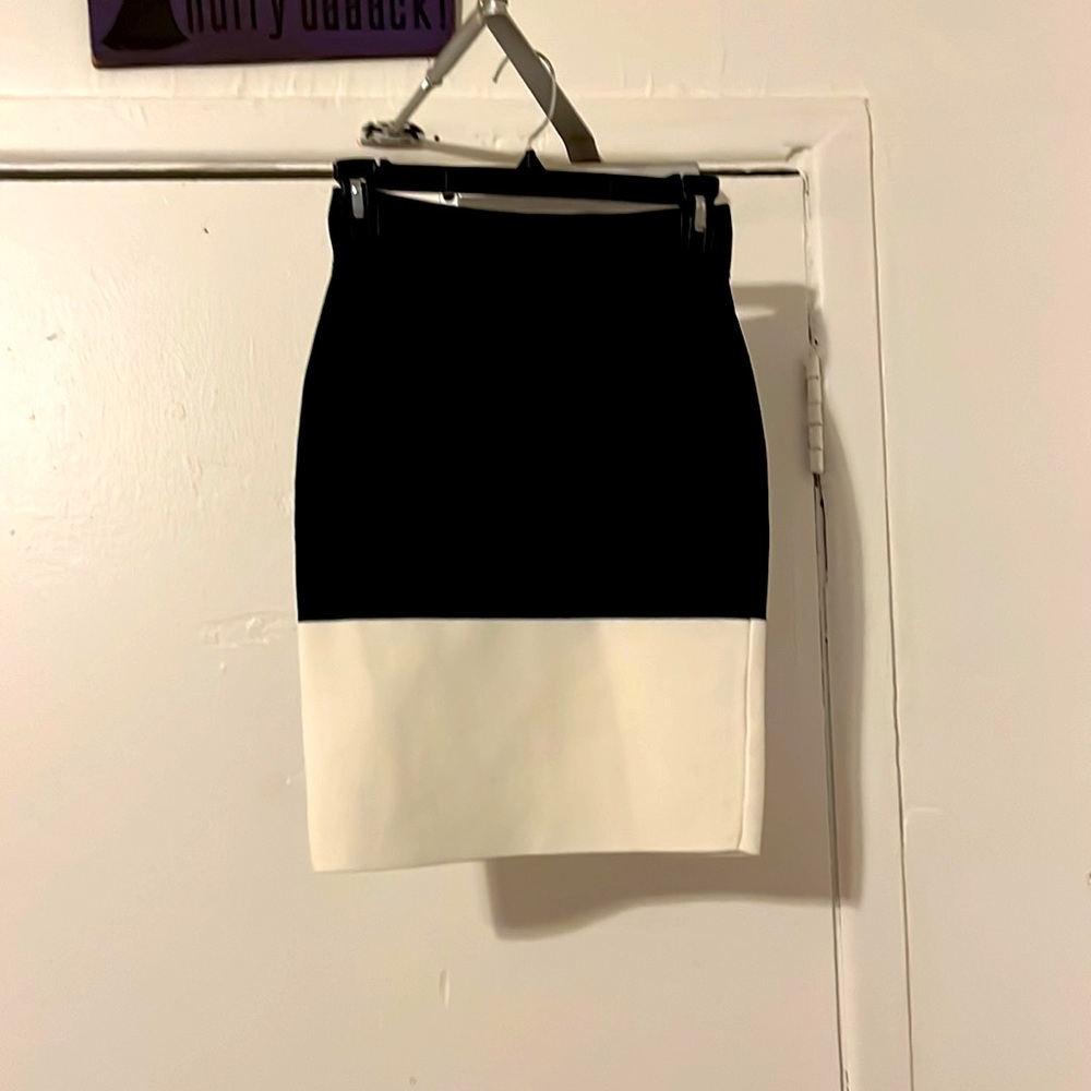 BCBG Max Azria Black & White Bandage Skirt.